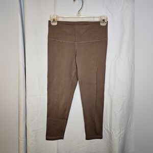 G145. prAna Pillar Capri Legging in Cargo Green - Size XS